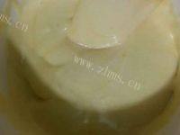 自制原味戚风蛋糕做法图解5)