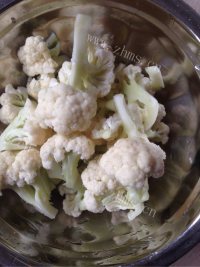 肉丸菠菜汤做法图解4)