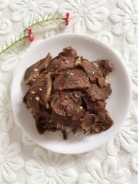 回味无穷的凉拌牛肉做法图解7)