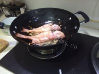 美味的香煎红杉鱼做法图解4)