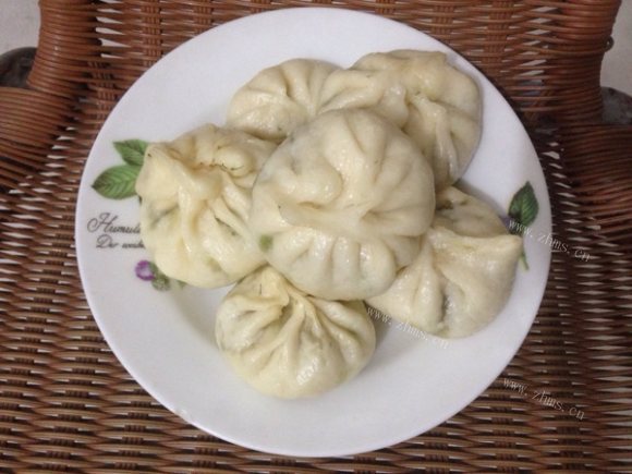 喷香的茴香包子