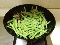 DIY美食-豆角炖粉条做法图解11)