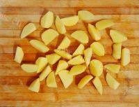 健康美食之蒜香焗薯角的做法图解二