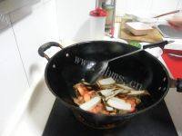 家常菜胡萝卜炒豆干做法图解9)