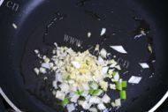 「健康美食」干煸四季豆做法图解7)