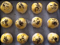 自制鲜肉月饼做法图解12)