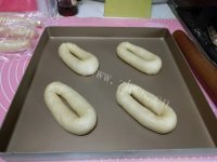 自制肠仔包做法图解13)