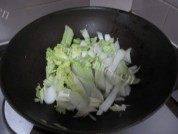家常菜香菇奶白菜做法图解4)