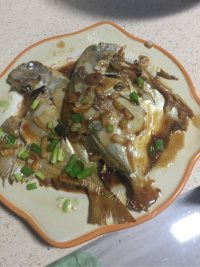 家常菜红烧鲳鱼