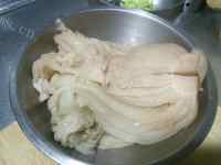好吃的酸菜粉丝汆羊肉做法图解1)