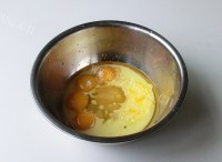 自制抹茶戚风蛋糕做法图解5)