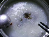 #美食记#皮蛋瘦肉粥做法图解7)