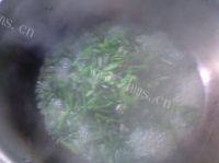 家常菜芹菜肉片做法图解6)
