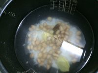 花生鱼蓉粥做法图解5)