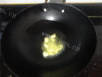 家常菜麻辣水煮鱼做法图解2)