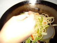 自己做的黑椒牛柳意面做法图解13)