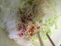 家常菜白菜拌粉丝做法图解5)