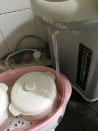 滋补的西洋参乌鸡汤做法图解9)