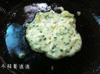 自己做的香葱煎饼做法图解7)