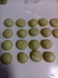 红豆沙菊花酥做法图解21)