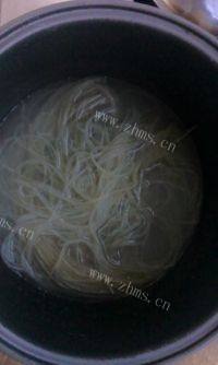 美味土豆炖粉条做法图解2)