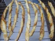 自己做的奶香酥条做法图解6)