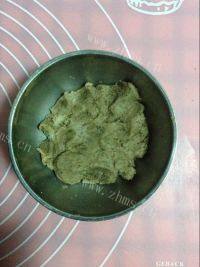 自制椒盐油酥烧饼做法图解6)