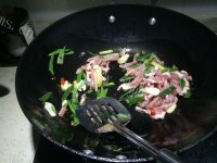 家常菜四季豆烧肉做法图解3)