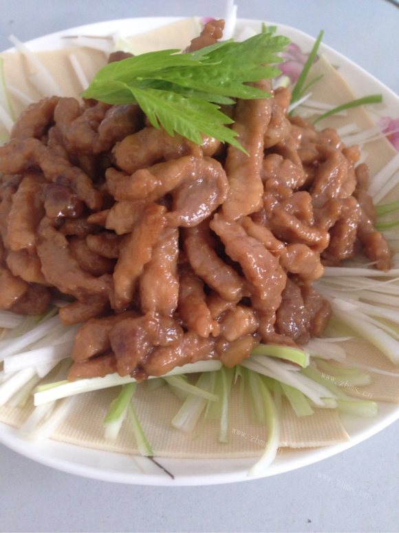 香气浓郁的京酱肉丝
