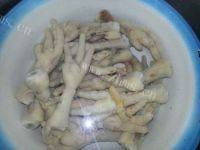 美味的泡椒鸡爪做法图解6)