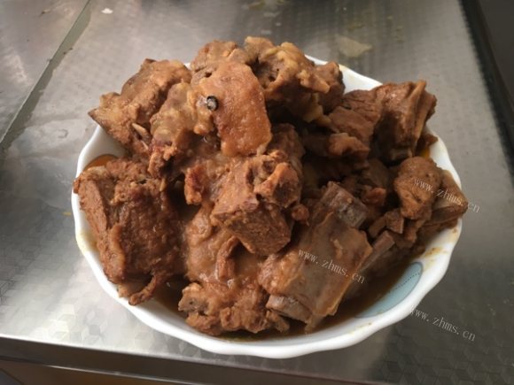 回味无穷的排骨烧土豆