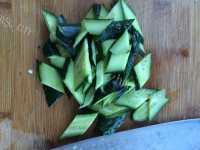 鲜美可口木须肉做法图解3)