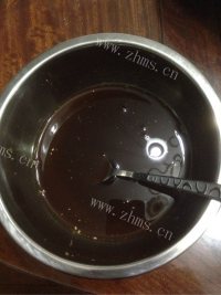 美味的红糖红枣核桃面包做法图解4)