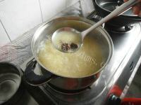 美味的小米栗子粥