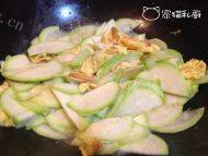 「营养美食」西葫芦炒鸡蛋做法图解7)