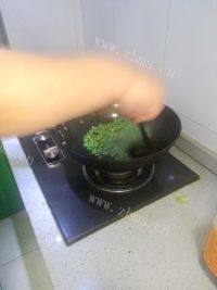 肉末酸豇豆做法图解17)