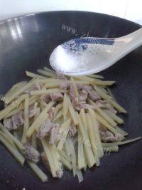 #爱美食#土豆炒肉做法图解6)