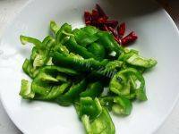 美味的香菇鸡腿做法图解3)