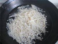 家常菜红油金针菇做法图解3)