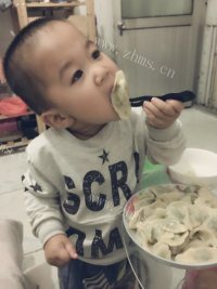 美味的香菜猪肉馅饺子做法图解11)