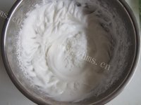 爱的礼物圣诞蛋糕做法图解6)