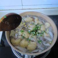 虾皮油豆腐黄豆芽汤的做法图解十二