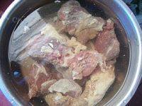 酥嫩咖喱土豆牛肉做法图解1)