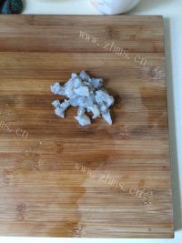 美味的鲍鱼鲜虾粥做法图解4)