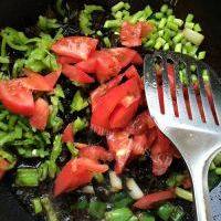 杂蔬疙瘩汤的做法图解六