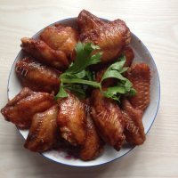 美味的奥尔良烤鸡翅