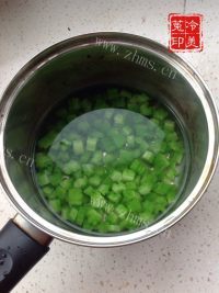 家常菜苦瓜摊鸡蛋做法图解5)