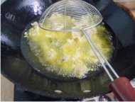 「健康美食」菠萝咕咾肉做法图解5)