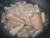 酱色猪皮冻做法图解2)