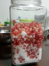 自制石榴酒做法图解3)